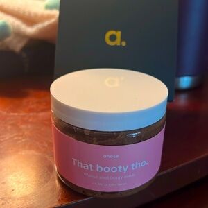 Anese Walnut Shell Booty Scrub (Large Size 6.7 oz)